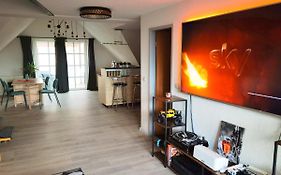 großes offenes Loft oder kleine gemütliche Wohnung mit Balkon